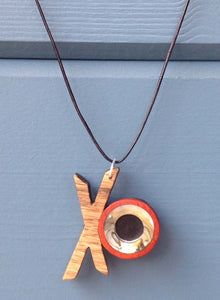 XO Necklace 2